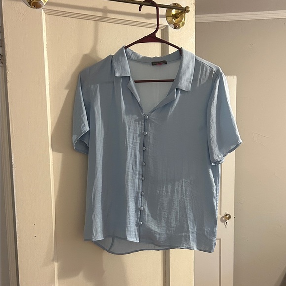 Vince Camuto Sky Blue Blouse - Picture 1 of 3